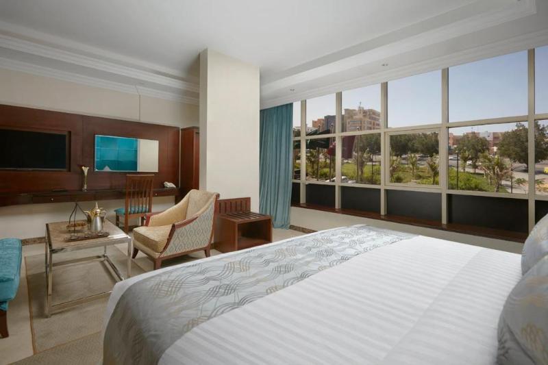 Hotel Three Points Al Salama 3*